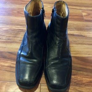 Men’s 10.5D Giorgio Brutini Black Leather Boots